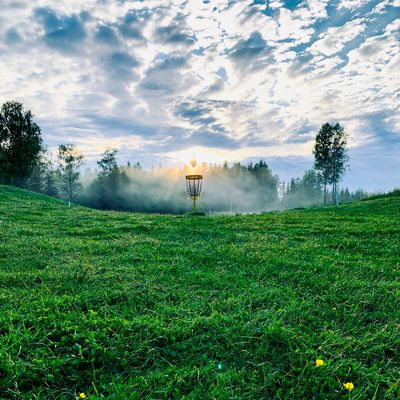 Green of #10 a beautiful summer evening 